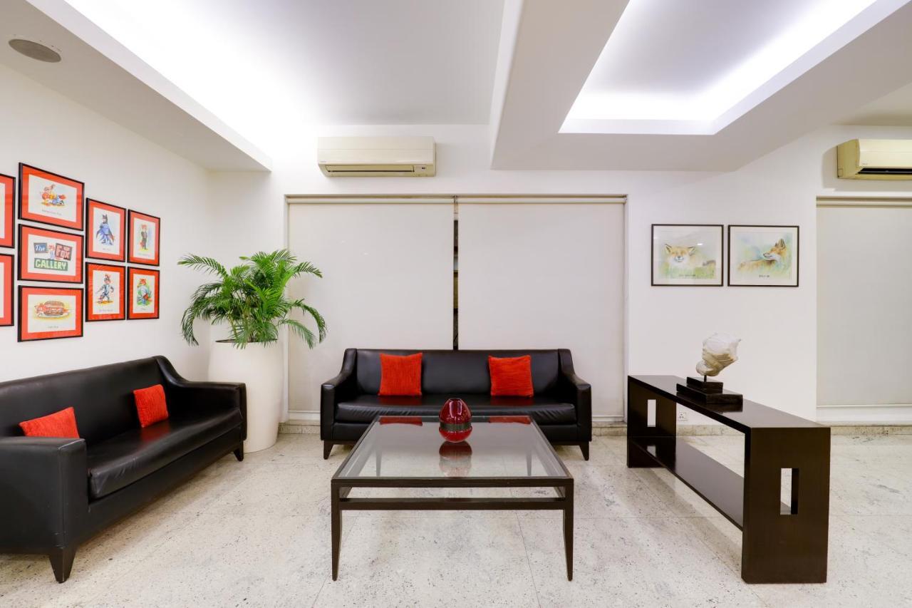 Red Fox By Lemon Tree Hotels, East Delhi Exteriör bild