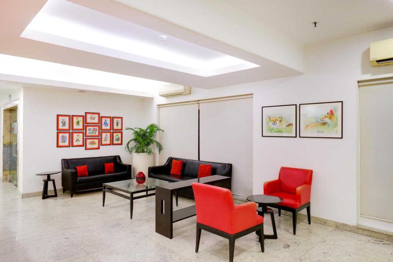 Red Fox By Lemon Tree Hotels, East Delhi Exteriör bild