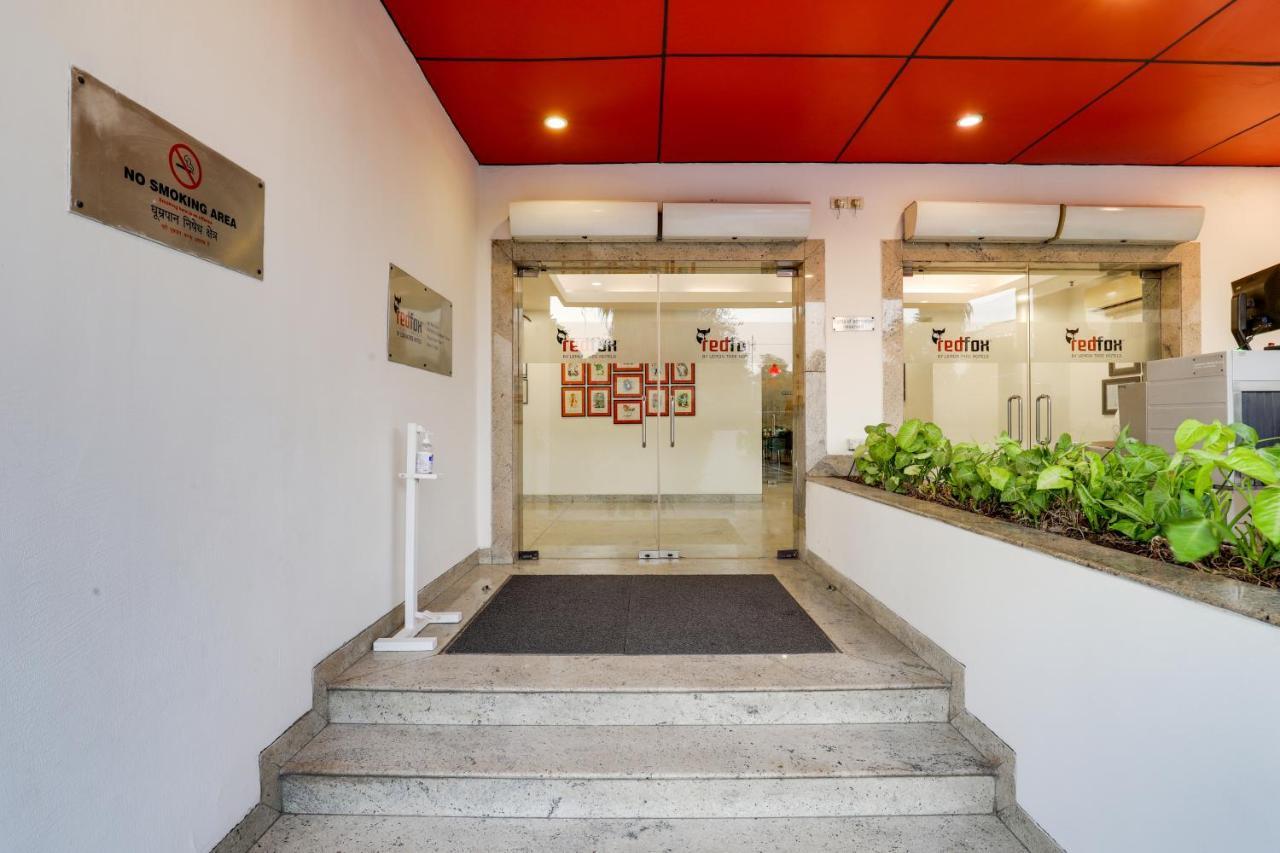 Red Fox By Lemon Tree Hotels, East Delhi Exteriör bild
