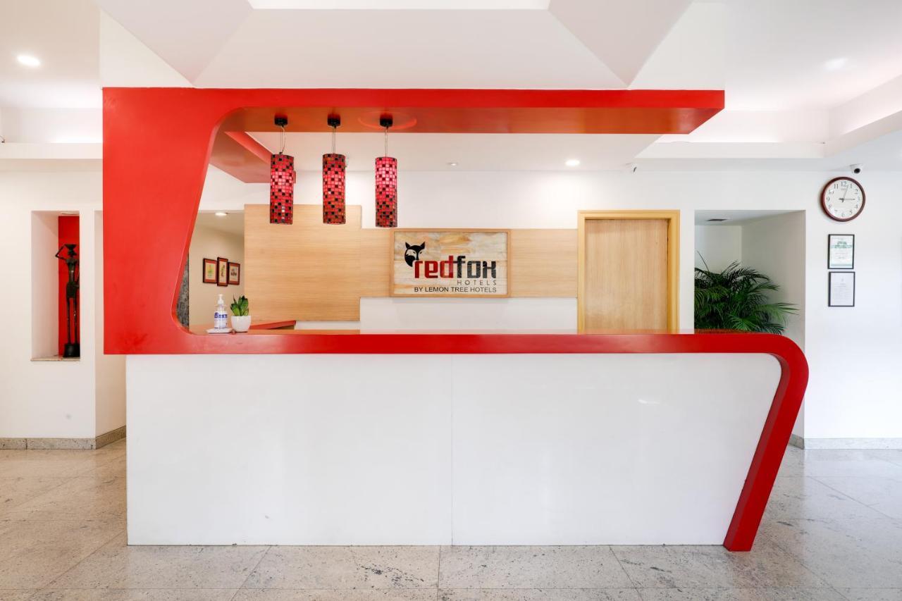 Red Fox By Lemon Tree Hotels, East Delhi Exteriör bild