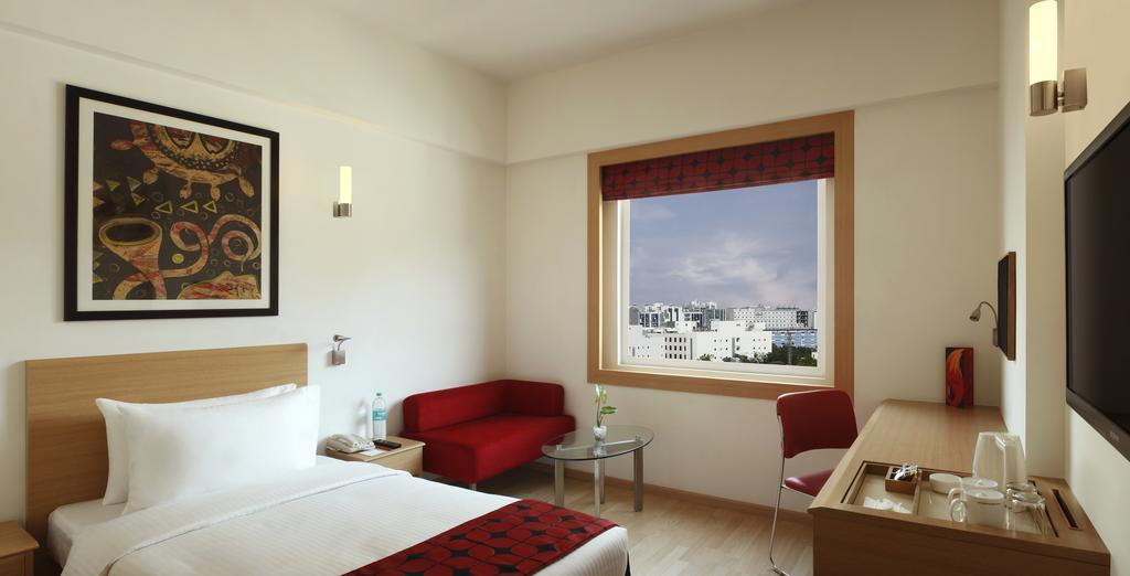 Red Fox By Lemon Tree Hotels, East Delhi Exteriör bild